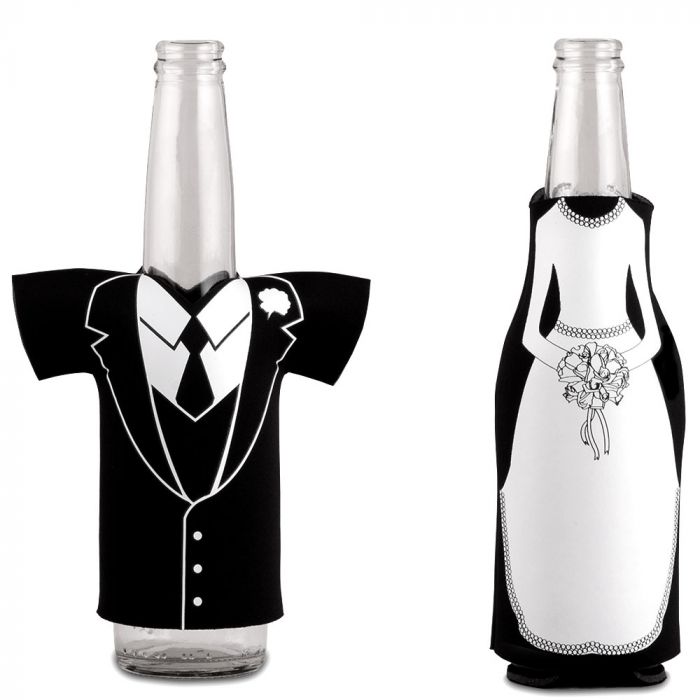 https://www.favorsltd.com/media/catalog/product/cache/9e96238b0d7a38303263704993fa71f0/6/0/6047-w_wedding-party-bottle-holders03b8c67d577492303f560e60cd6f40cc.jpg